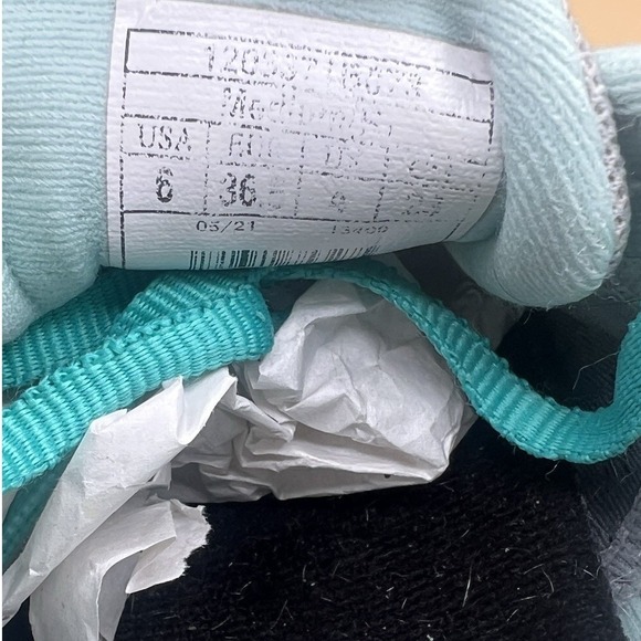 Brooks Revel 4 Grey Teal Athletic Running Shoes - Women's Size 6 USED - Picture 9 of 9